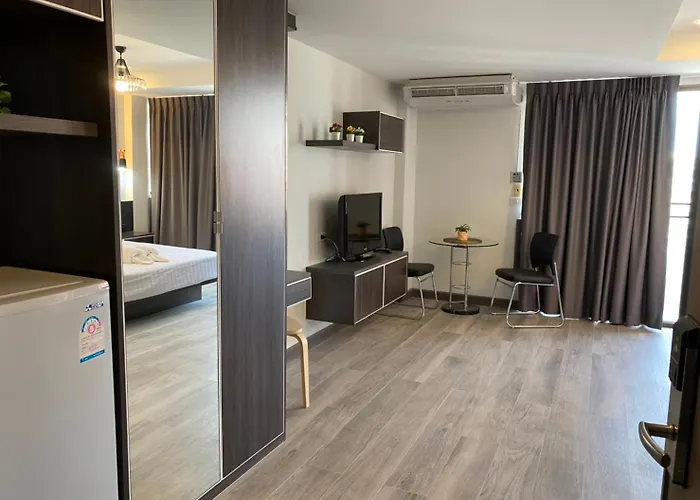 Jomtien Longstay Hotel - Sha Plus Certified