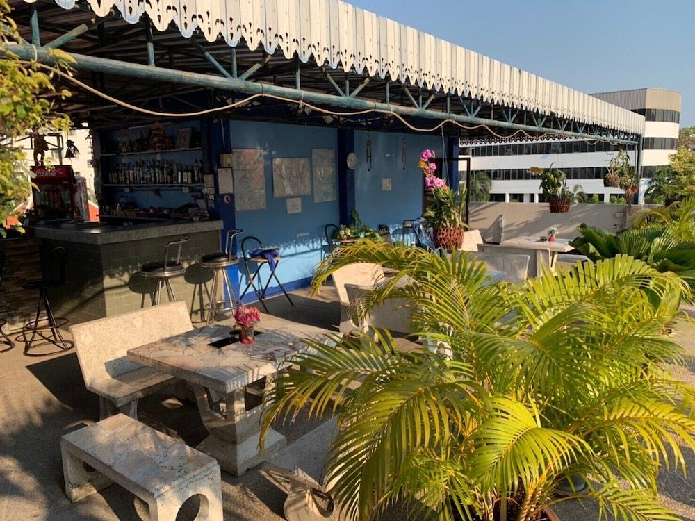 Longstay - Sha Certified Hotel
